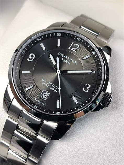 polaris watch replica similar